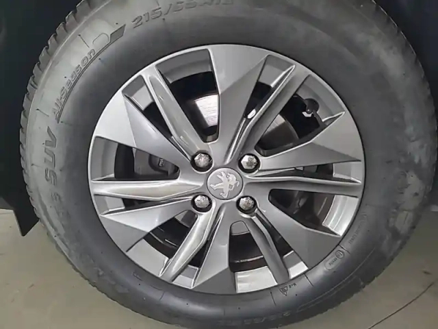 Peugeot 2008 puretech 130 s&amp;s eat8 — photo 53