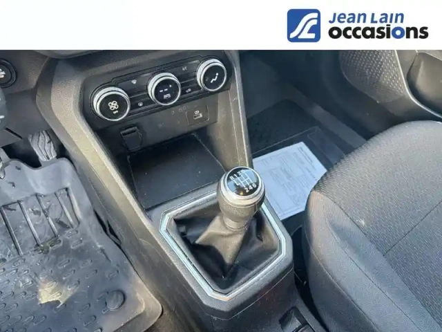 Dacia Sandero eco-g 100 — photo 13