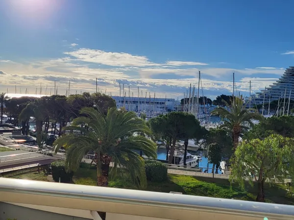 Studio en vente à Marina Baie des Anges