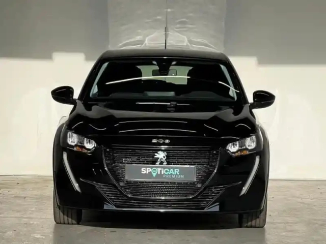 Peugeot 208 e- 136ch style — photo 2