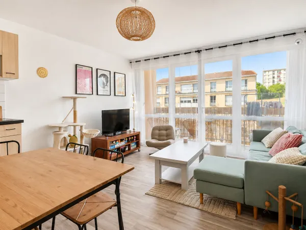 Appartement T2 balcon et garage