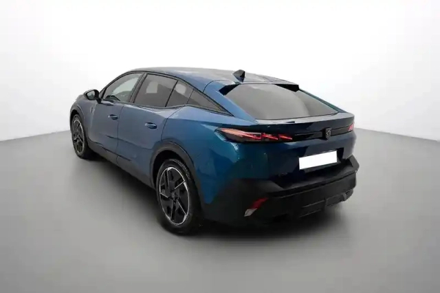 Peugeot 408 hybrid 136 e-dcs6 — photo 40