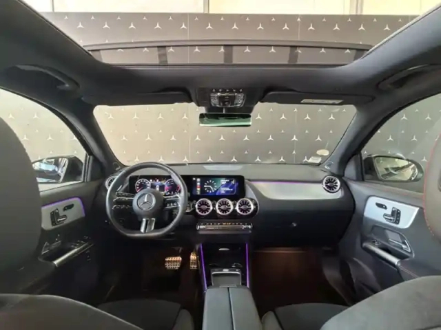 Mercedes Gla 220 d 4matic amg line — photo 31
