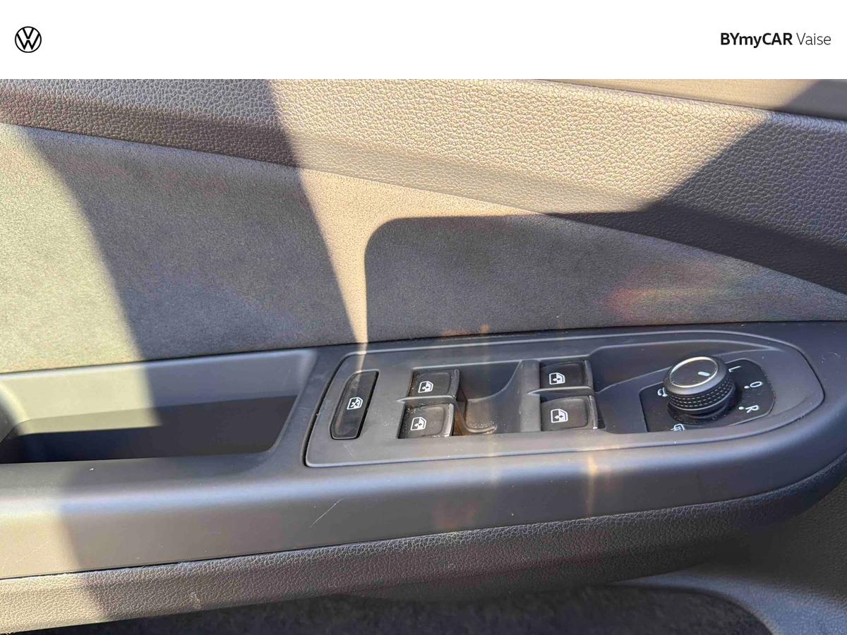 Volkswagen Golf 1.5 eTSI OPF 150 DSG7 — photo 16