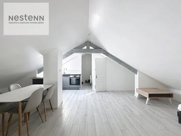 STUDIO MEUBLE / ORLEANS SUD / CALME ET LUMINEUX