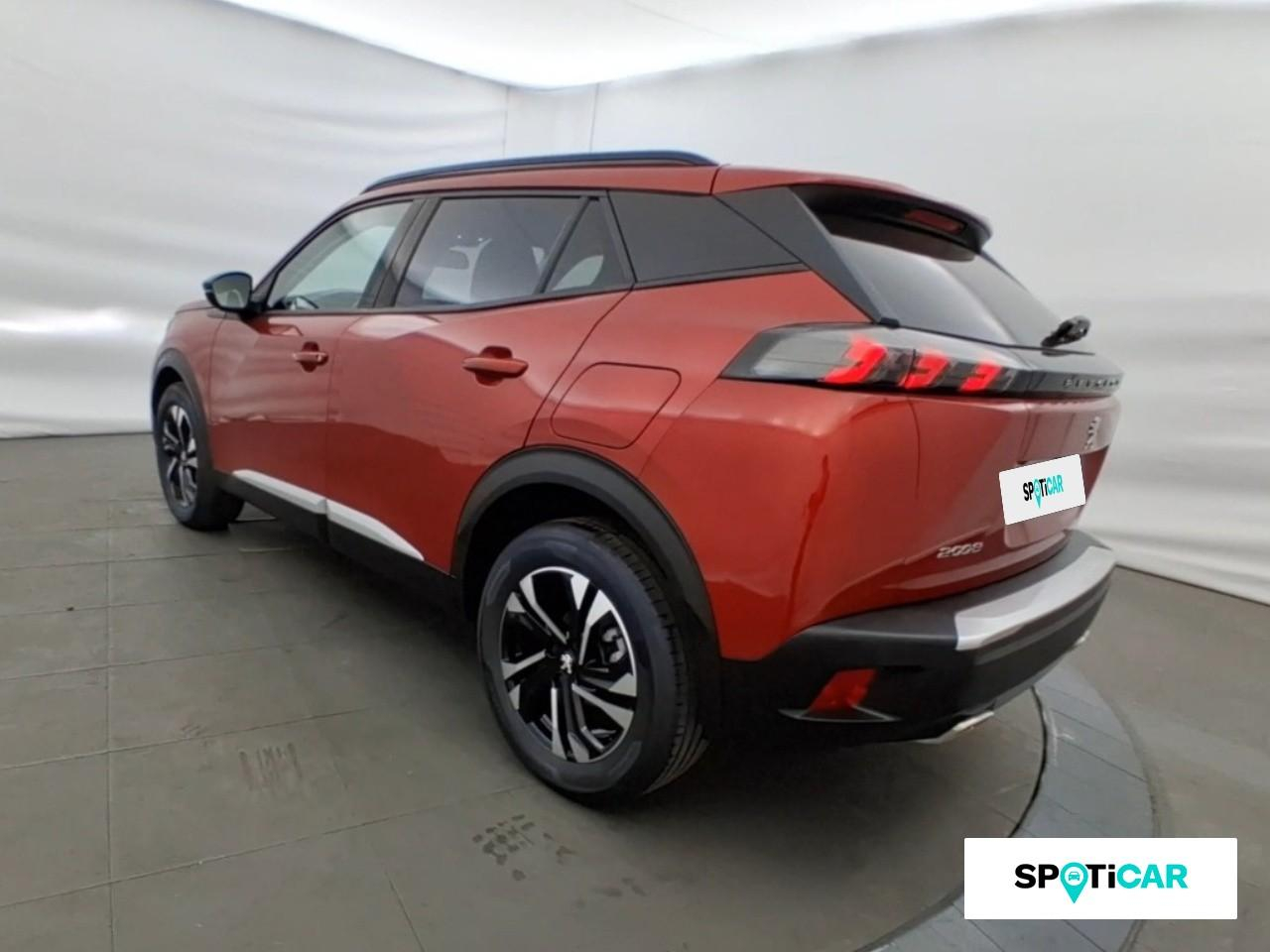 Peugeot 2008 1.2 puretech 100ch s&s allure pack — photo 7