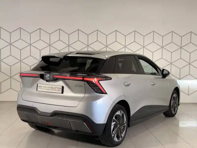 Mg Mg4 electric 64kwh - 150 kw 2wd — photo 4