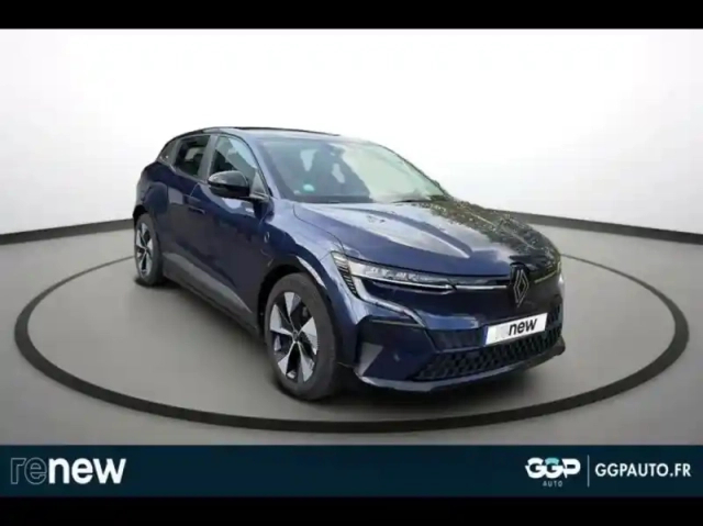 Renault Megane e-tech electric ev60 220ch equilibre super charge — photo 8