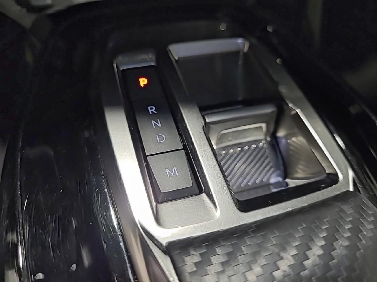 Peugeot 2008 puretech 130 s&s eat8 roadtrip — photo 19