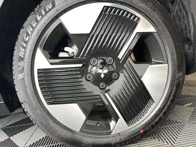 Mitsubishi Eclipse cross 87 kwh 218 — photo 6