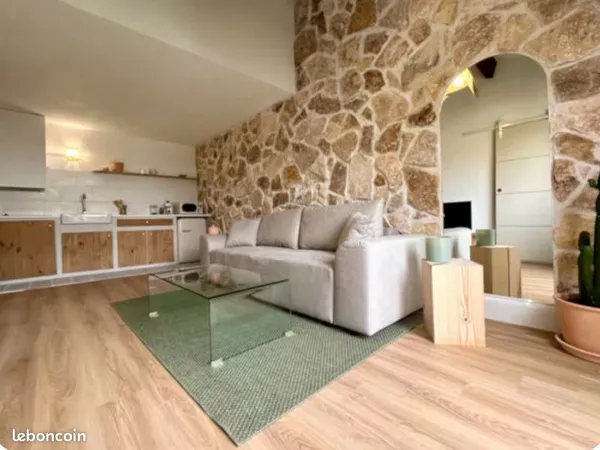 Joli t2 rénové récemment location longue durée