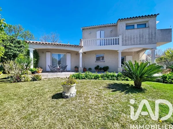 Maison 5 pièces 157 m²