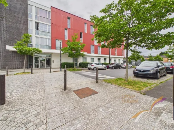 Commerce 80 m²
