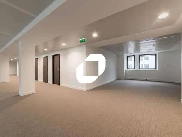 A louer Bureaux 81m² Issy les moulineaux