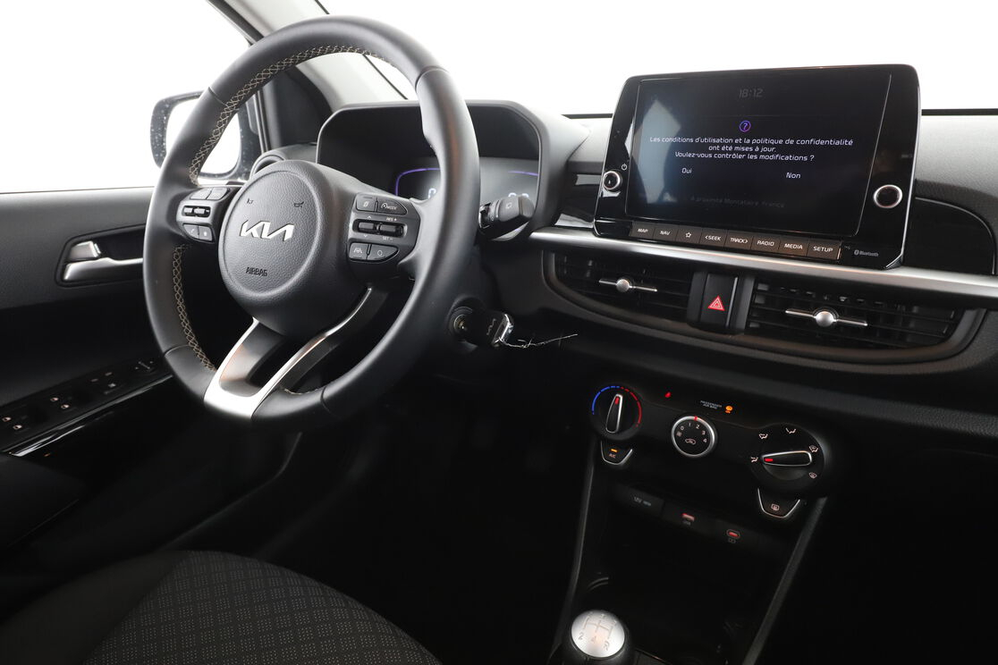 Kia Picanto 1.0 Active — photo 12