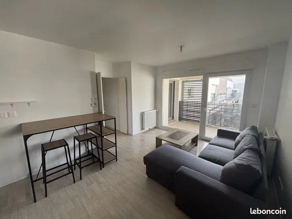 T2 meublé 39m² - Résidence récente - Balcon - Parking sous-sol - Tours