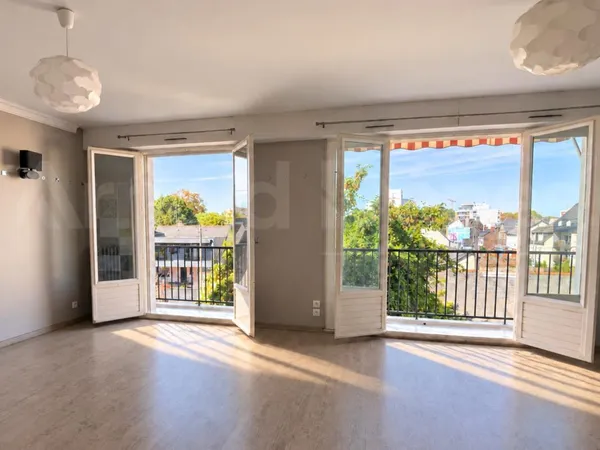 Vends t5 - 100.95 m² - Rennes 35000