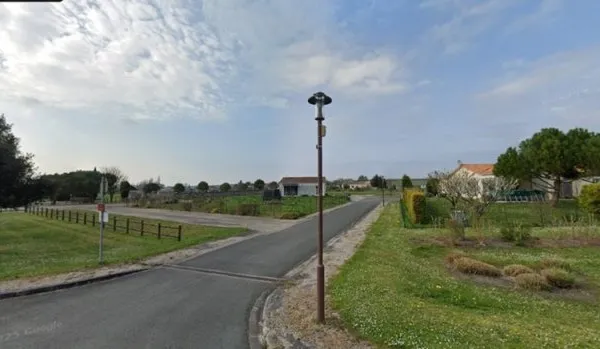 Terrain viabilisé dans un lotissement