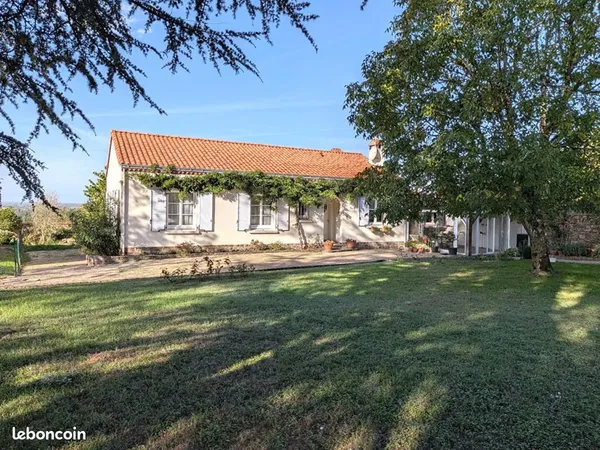 Maison 7 pièces 140 m²