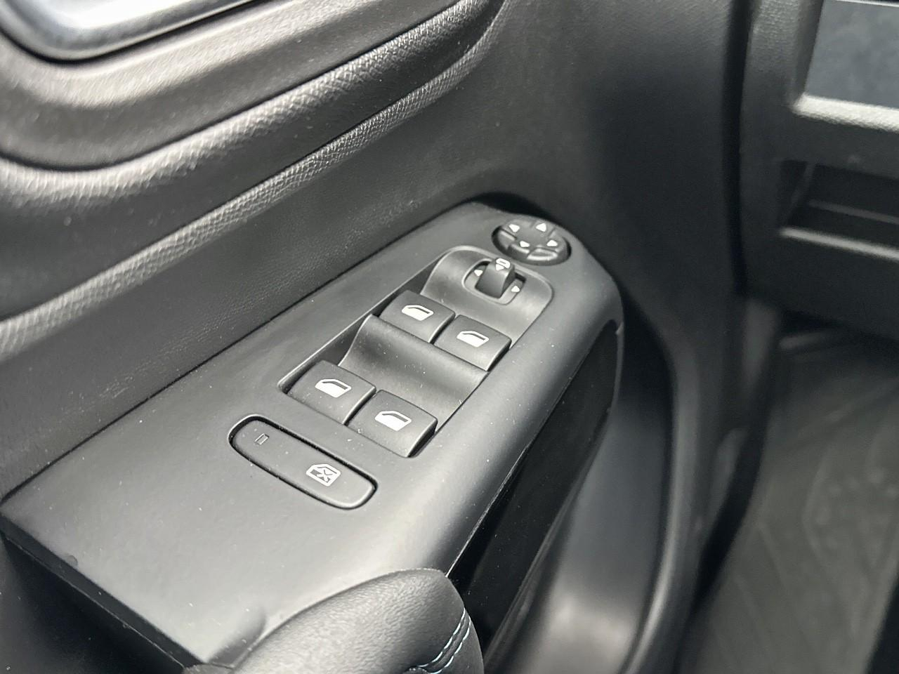 Citroën C5 Aircross hybride 136 e-dcs6 max — photo 15