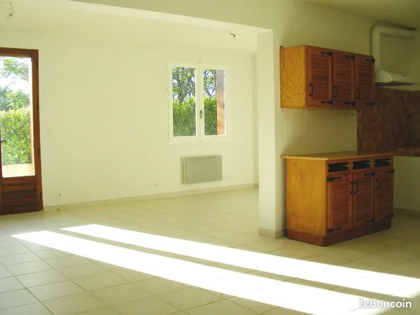 Appartement T3 DIGNE les BAINS 04000