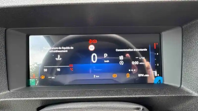 Opel Vivaro fgn sportive diesel 180 ch m automatique — photo 18