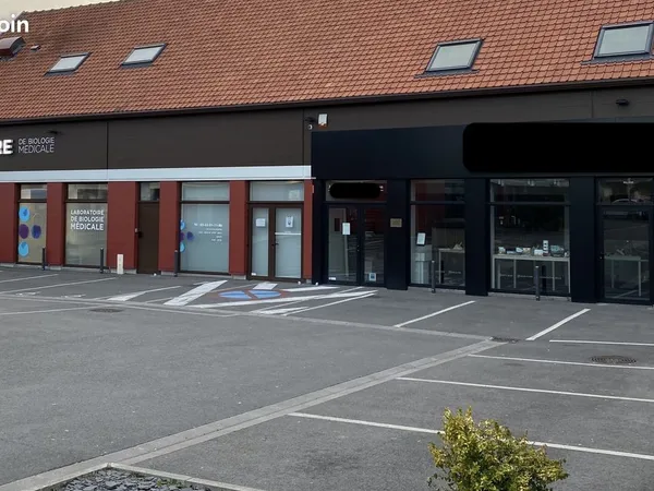 Local commercial amiens est