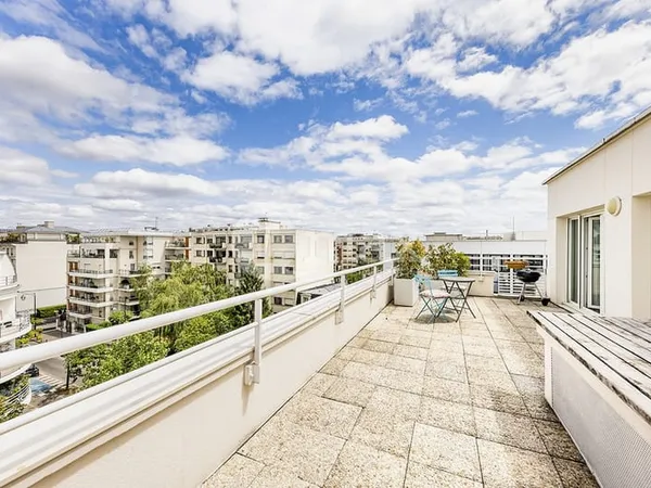 COURBEVOIE BECON - 5 PIECES 110 m² + TERRASSE 35 m² + PARKINGS - 945 000 € FAI
