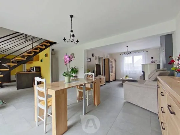 Maison 5 pièces 135 m²