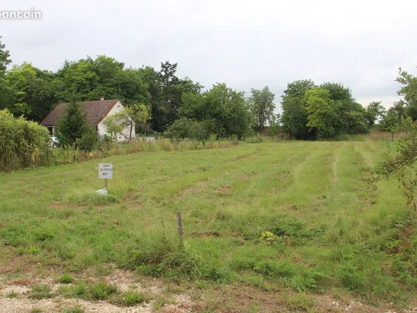 Terrain 1600 m2 campagne 8 kms vendome