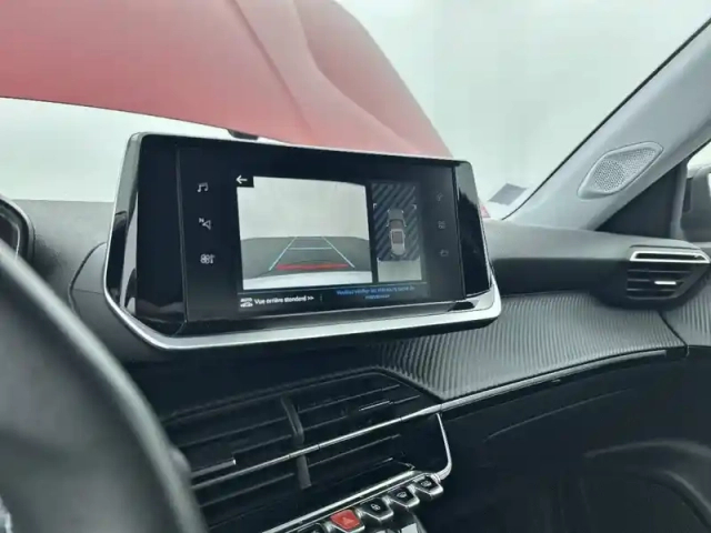 Peugeot 2008 puretech 130 s&amp;s eat8 — photo 23