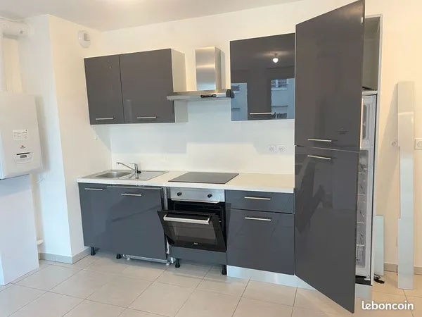 Appartement T2 récent 43,5m² avec 1 chambre, Balcon & option Garage fermé