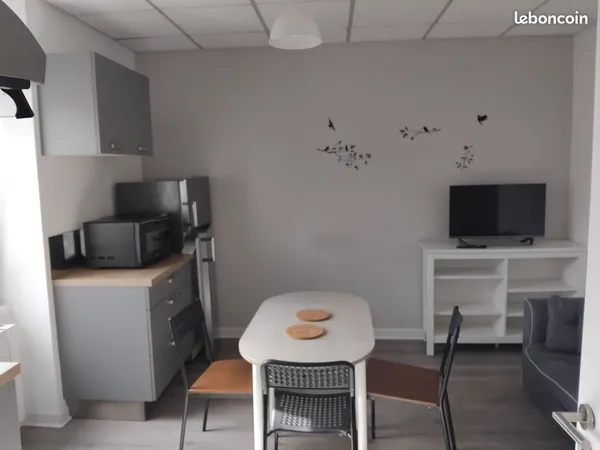 Appartement meublé au centre de CALLAC