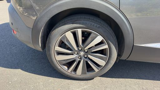 Peugeot 5008 1.2 Pure Tech 130 - GT Line – 2019 – 83881 km – Essence – Boîte Manuelle — photo 40