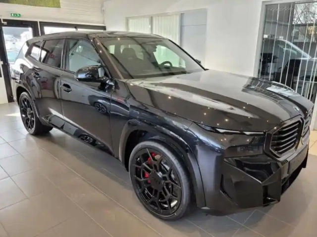 Bmw Xm 4.4 v8 phev 748ch (585+197) label red — photo 3