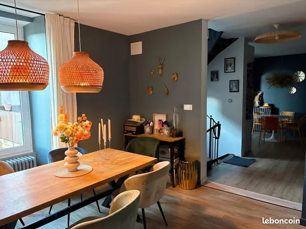 Maison 7 pièces 200 m²