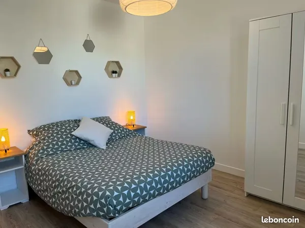 Colocation - 2 chambres - jardin - Tout compris (wifi, ménage, jardinage...)