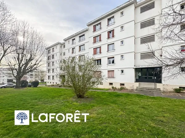 Appartement 4 pièces à vendre à Sainte-Geneviève-des-Bois - Réf 16009