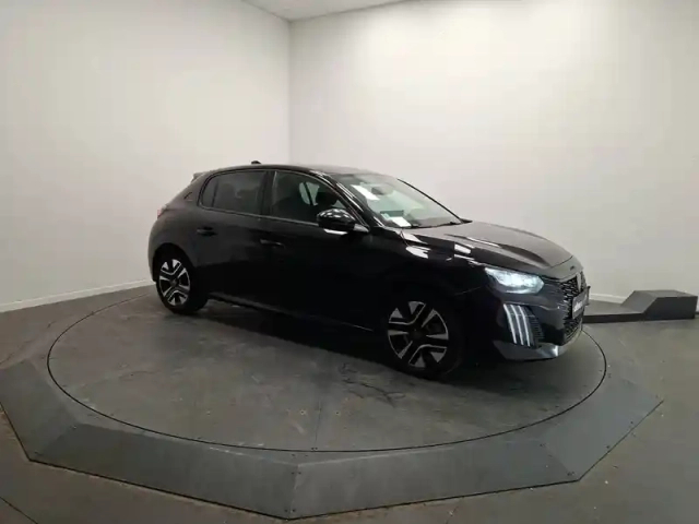 Peugeot 208 puretech 100 s&amp;s bvm6 — photo 7