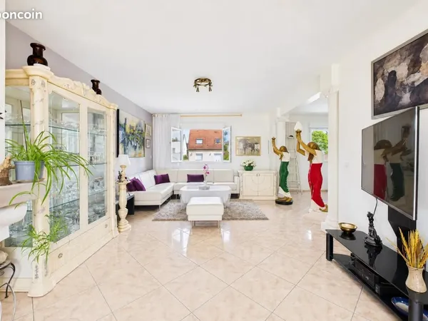 Maison 8 pièces 320 m²