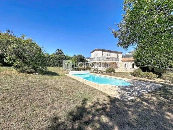 Maison La Gaude 7 pièce(s) 220 m2