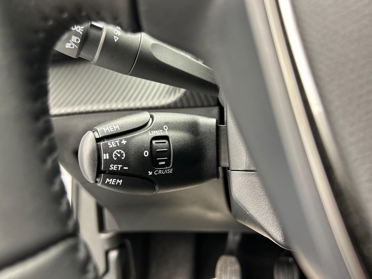 Peugeot 2008 100 s&s bvm6 style — photo 19