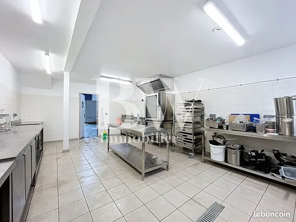 Local 130 m² BREST