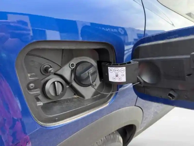 Renault Captur 1.0 eco-g 100ch evolution — photo 10