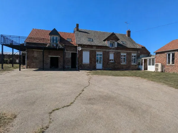 Maison 5 pièces 234 m²