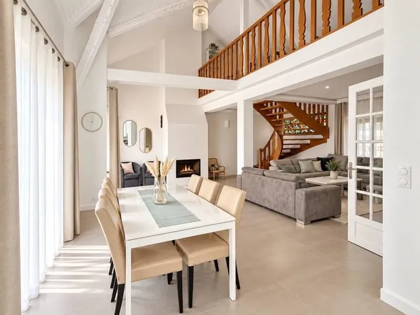 Maison  200 m²  Quartier Danton - allée Especel