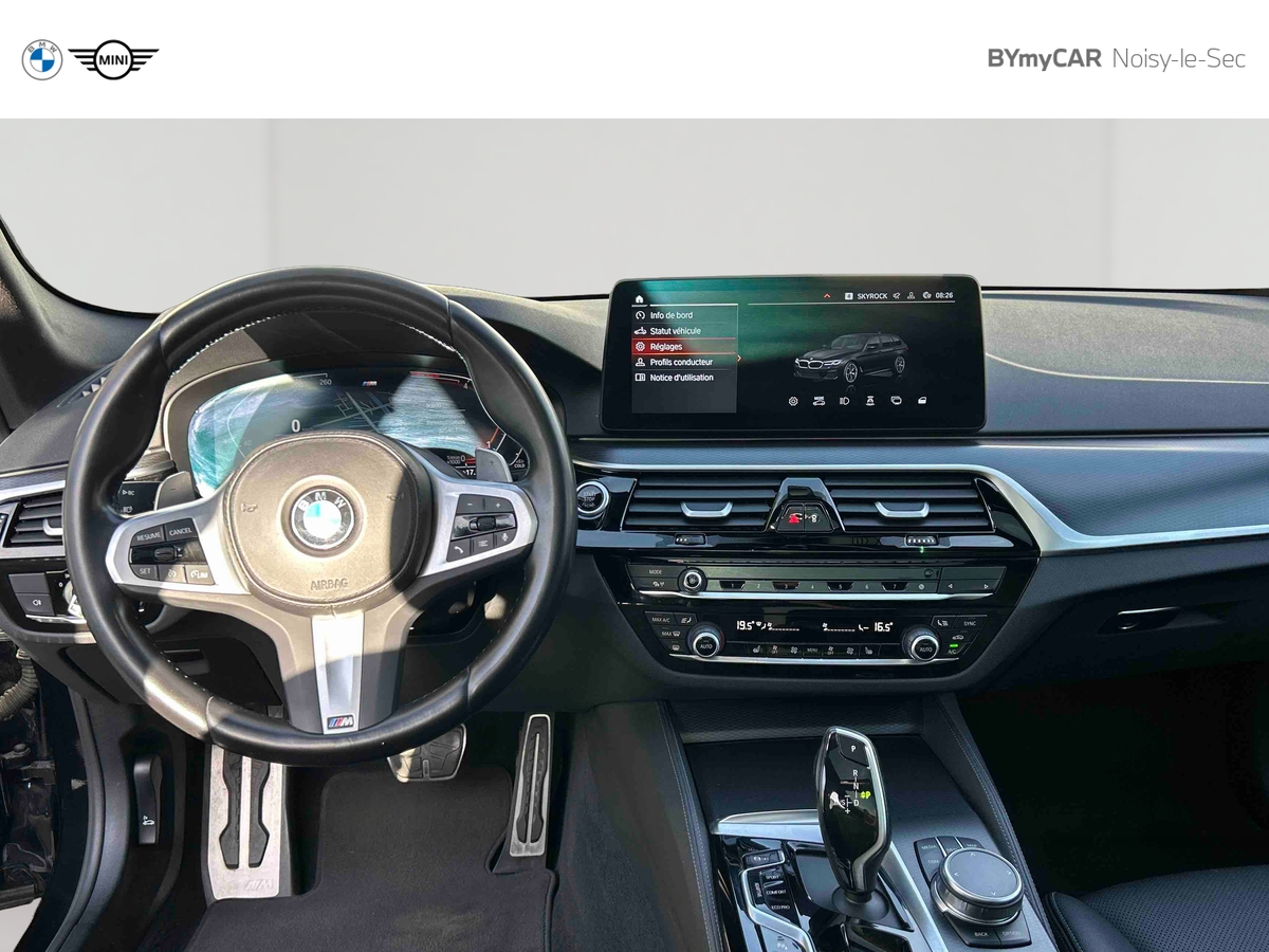 BMW Touring 520d TwinPower Turbo xDrive 190 ch BVA8 — photo 9