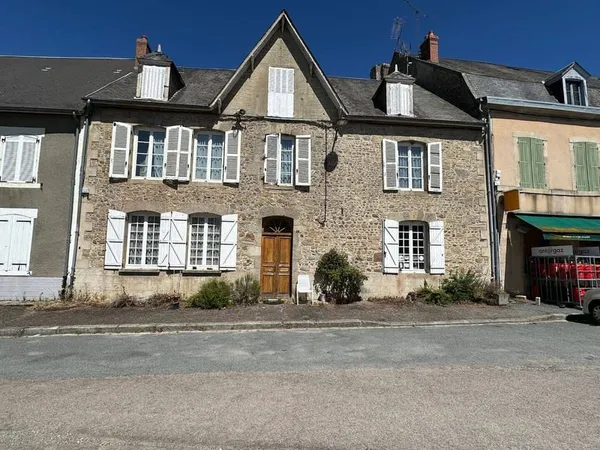 Maison 6 pièces 220 m²