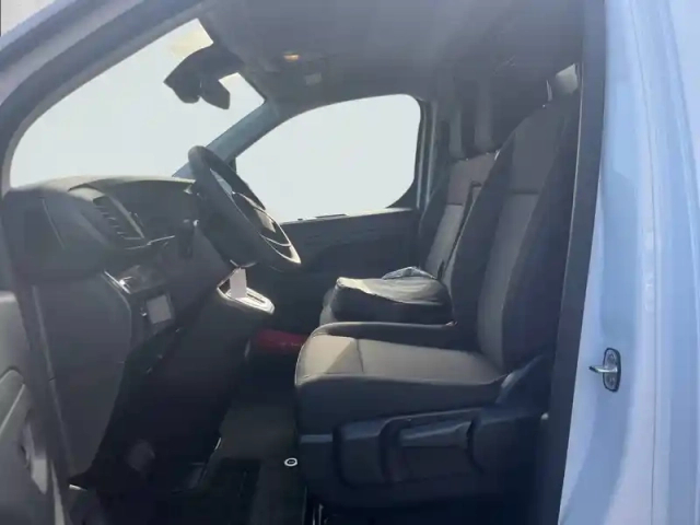 Opel Vivaro -e fgn taille xl electrique 100 kw batterie 75 kwh — photo 11