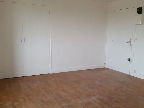 Studio 1 pièce 24 m²
